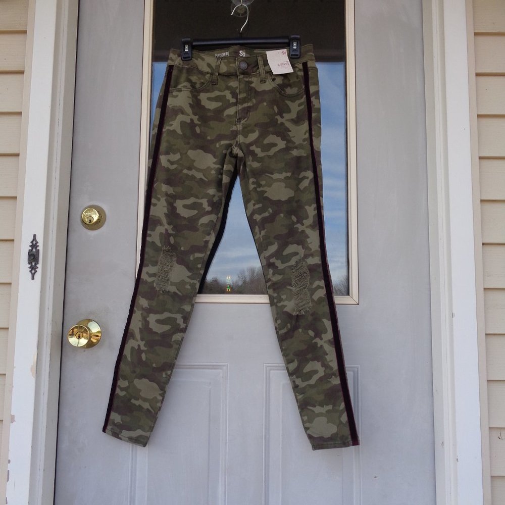 SO camo print jegging lowrise distressed jegging side stripe 11 JR
